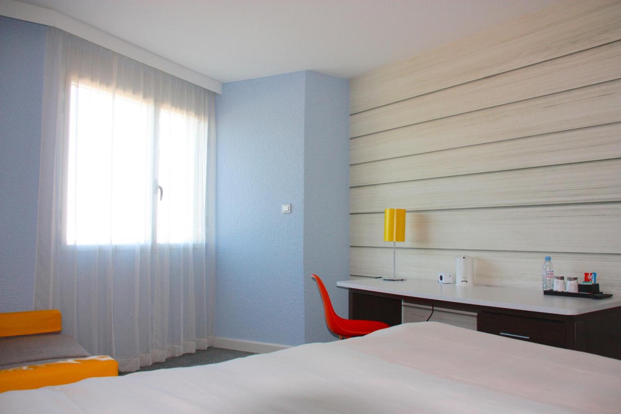 Ibis Styles Toulon La Seyne Sur Mer Exteriér fotografie
